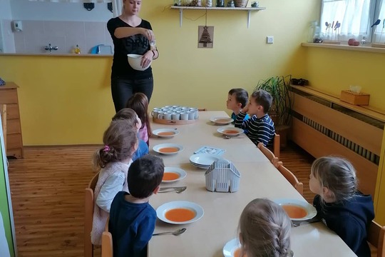 JAK VYPADÁ KUSKUS, NEŽ HO UVAŘÍME A POTÉ NA NAŠEM TALÍŘI  1