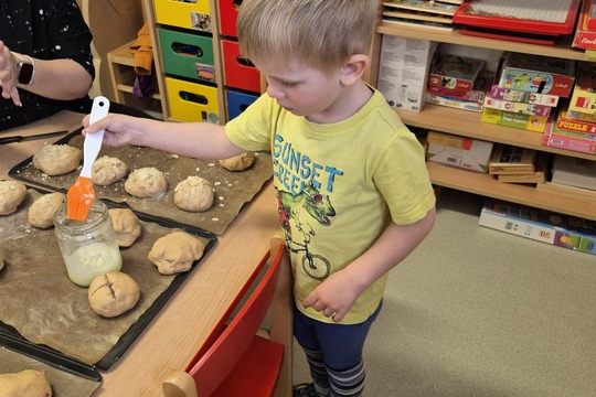Žluté úterý ve znamení mazanců Žluté úterý ve znamení mazanců 1
