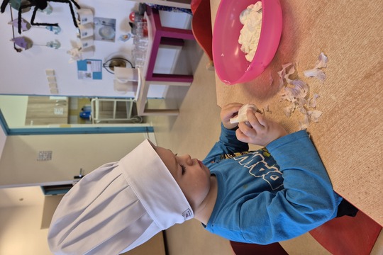 Zdravá česneková pomazánka 1