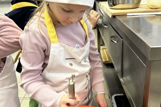 Malí pomocníci v kuchyni  1