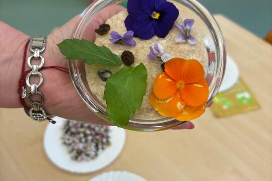 Ke svačině jaro  1