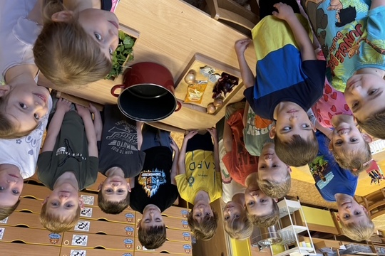 Jak jsme barvili vajíčka - Sluníčka 1