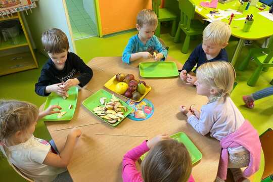 V hlavní roli jablíčka 1