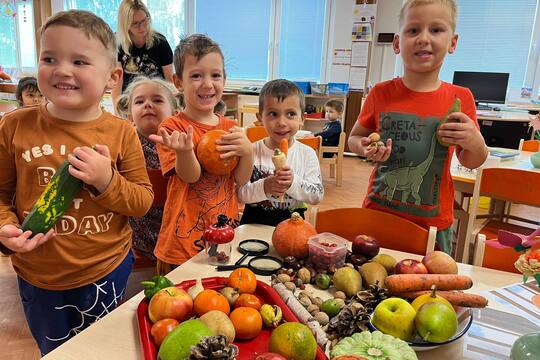 Sovičky z MŠ Dukelských hrdinů - Podzim klepe na vrátka 1