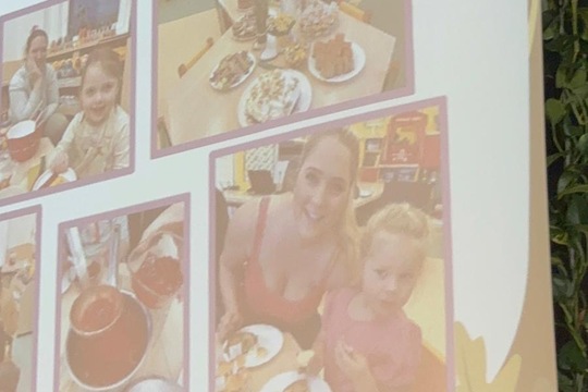 Jsme součástí smysluplného  1