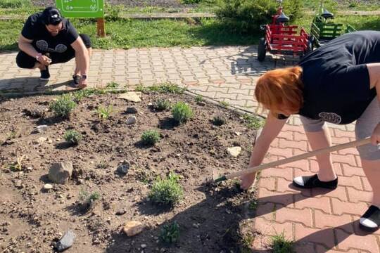 Pracujeme a zároveň se bavíme 1