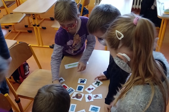 Jak jsme pojali školní farmářský trh v době kovidové 1