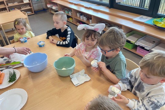 Pomazánky z rukou dětí 1