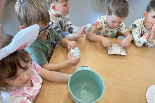 Pomazánky z rukou dětí 1