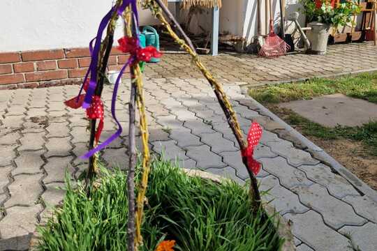 JARO na školní ZAHRÁDCE  1