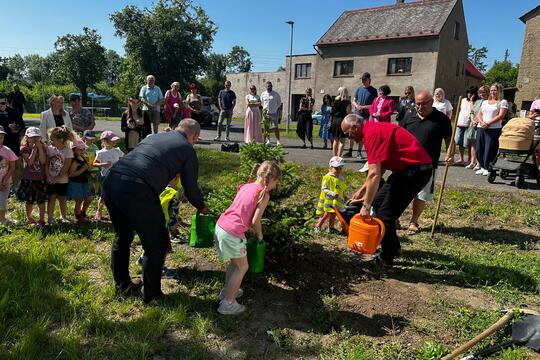 MŠ Sluníčko Soběchleby - Slavnostní setkání - převzetí stromku 1