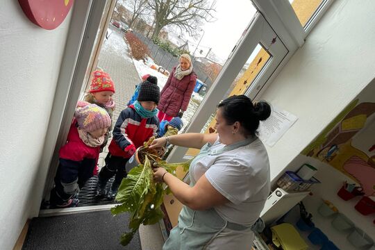 Čerti - děti - i dospěláci...mají rádi KŘEN 1