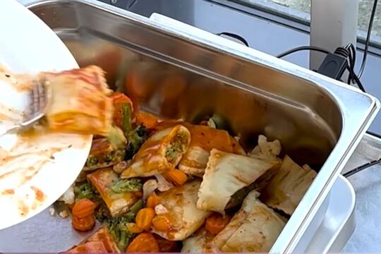 Jak školy skutečně snižují plýtvání jídlem: co funguje podle evropského výzkumu — a co můžete začít dělat hned 1