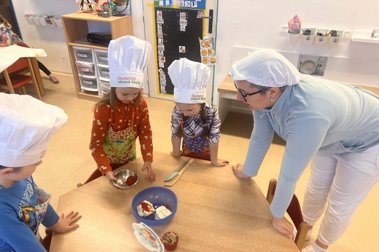 Příprava pomazánky s paní kuchařkou 1