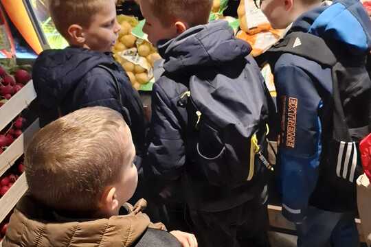 Nákup v rámci projektového dne Nákup v rámci projektového dne 1