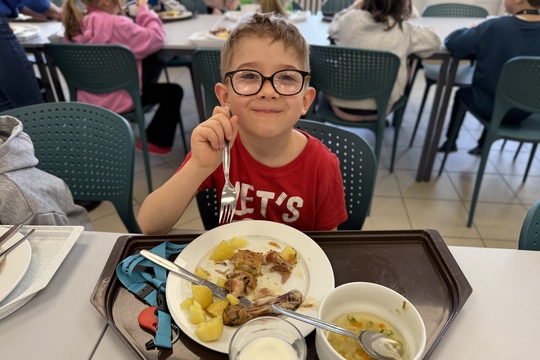 Velikonoční oběd, který chutnal 1