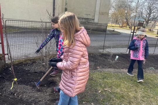 Zahrada se probouzí  1