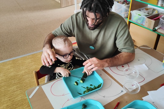 "Pomož mi, abych to udělal sám" 1