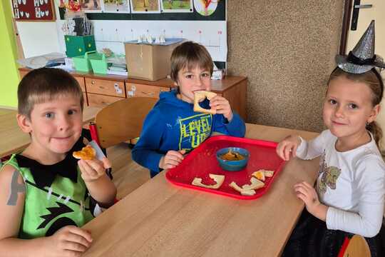 Halloweenské vaření a pečení v 1. a 2. ročníku 1
