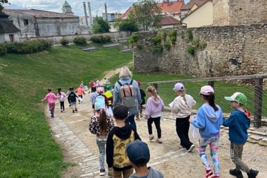 Projektový den s předškoláky Projektový den s předškoláky 1
