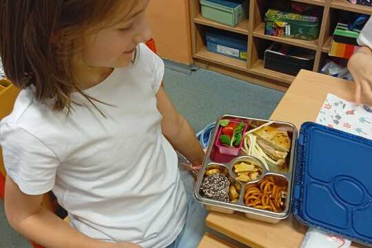 Objevujeme nové chutě s 1.B! Objevujeme nové chutě s 1.B! 1