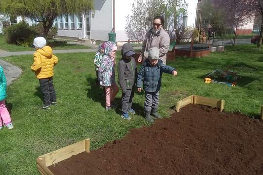 Jak jsme slavili DEN ZEMĚ v MŠ Mánesova KROMĚŘÍŽ 1