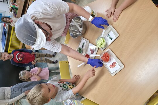 Společná příprava zdravé svačiny Společná příprava zdravé svačiny 1