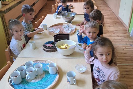 DOMÁCÍ KŘUPAVÁ GRANOLA 1