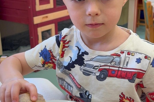 I jednoduché jídlo může učit  1