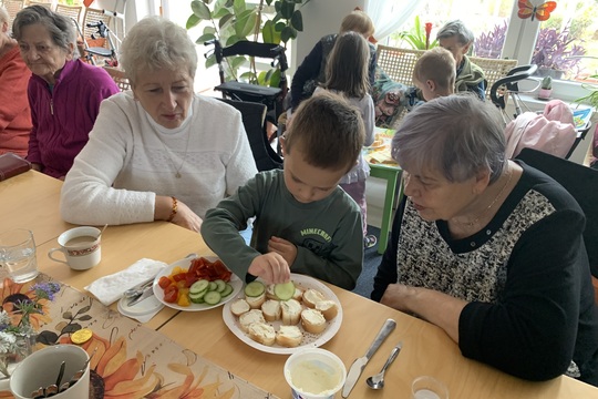 Zdravé jídlo spojuje generace 1