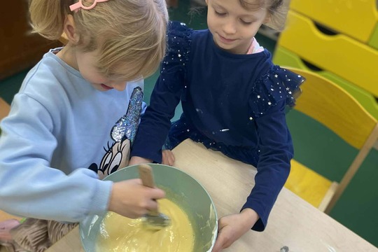 Velikonoční beránek z dětských ručiček 1