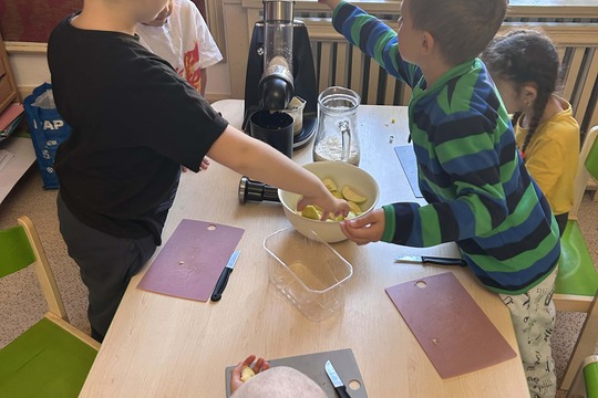 Odšťavňování jablíček  1