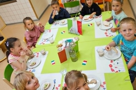 Italský den ve školce – Čtvrtek 11. 6. Italský den ve školce – Čtvrtek 11. 6. 1