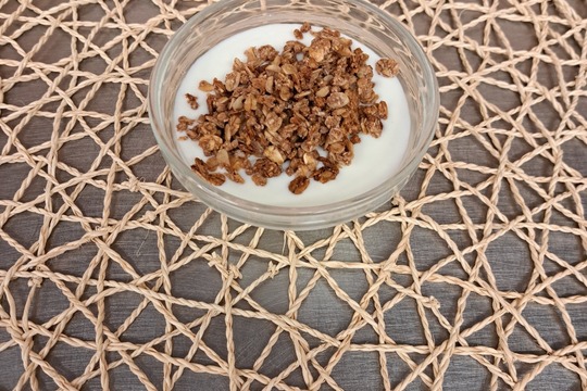 DOMÁCÍ KŘUPAVÁ GRANOLA 1