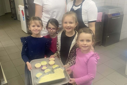 Velikonoční beránek z dětských ručiček 1