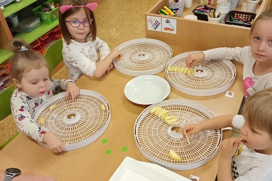 Jablečné křížaly a čaj 1