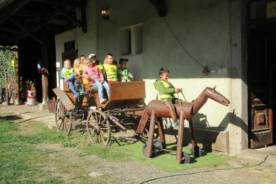 Babiččin dvoreček 1