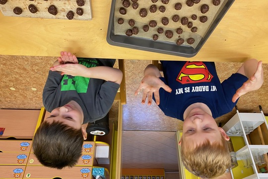 Příprava vánočního cukroví - Sluníčka 1