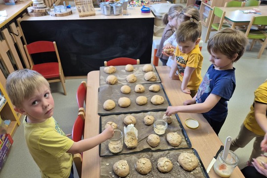 Žluté úterý ve znamení mazanců Žluté úterý ve znamení mazanců 1