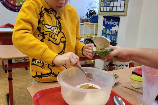 Halloweenské vaření a pečení v 1. a 2. ročníku 1