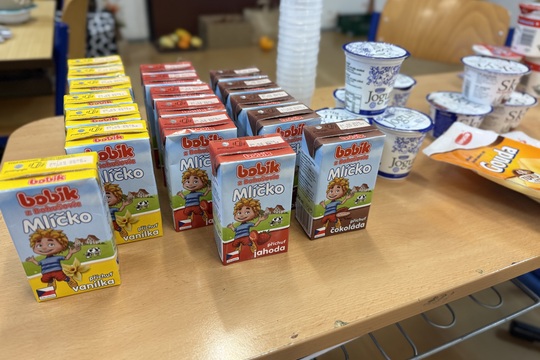 Mléko do škol v praxi – ochutnáváme, objevujeme, tvoříme 1