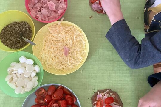 Pečeme pizzu ze žitné mouky 1