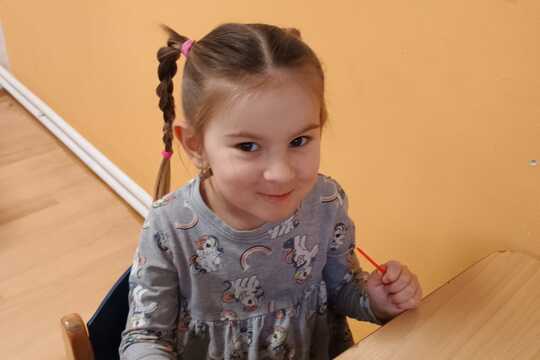 Když se děti baví jídlem 1