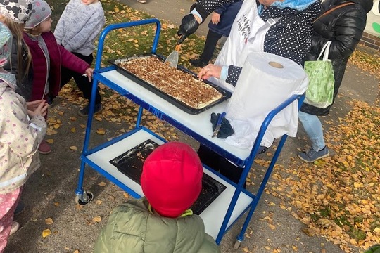 Den školní jídelny aneb Dýňohrátky ve Věkoších 2 1