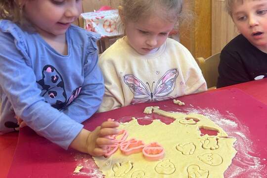 Velikonoční pečení sušenek 1