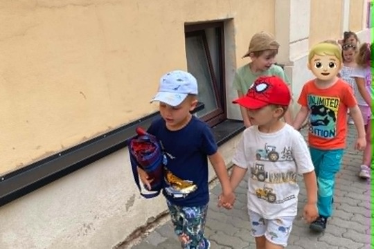Piknikový den v naší školce! Sluníčko, radost a spousta dobrot. 1