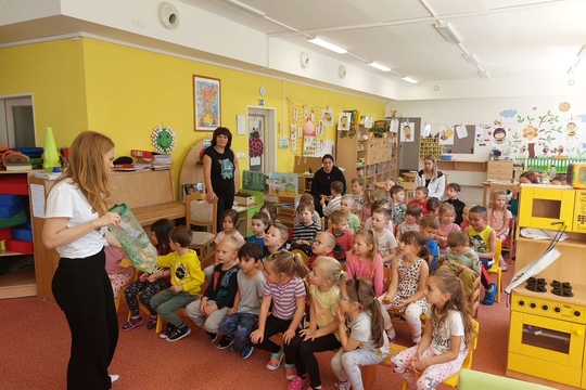 Včelky v MŠ Sluníčko Krupka 1