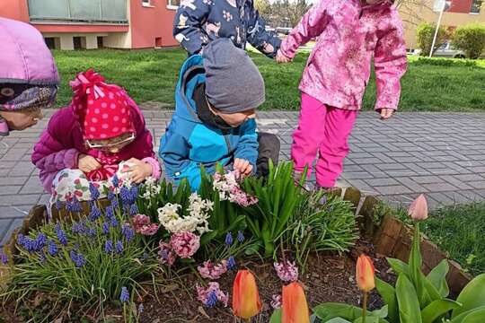 Nezahálíme, a učíme se i na vycházce 1
