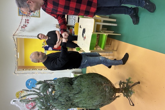 Předvánoční dopoledne ve třídě Sluníček Předvánoční dopoledne ve třídě Sluníček 1