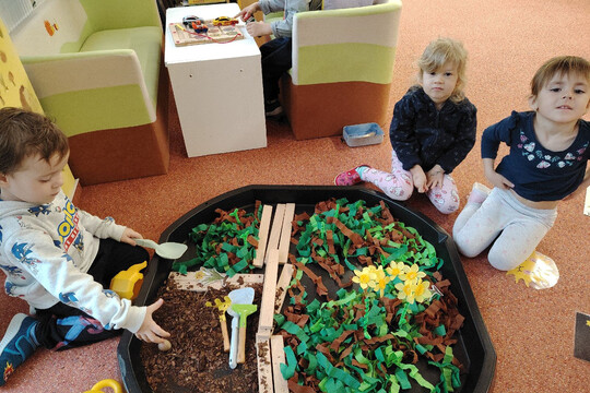 Kytičky z MŠ Kollárova - Jarní květiny 1